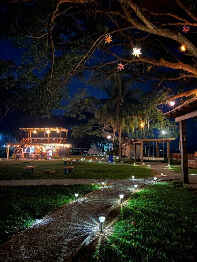 Sunset Hut Hostel Омоа Екстер'єр фото